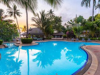 3 2 Phi Phi Holiday Resort